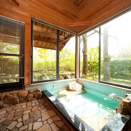 Yufuin Tsukahara Kogen Sanso Donguri Villa Exterior photo