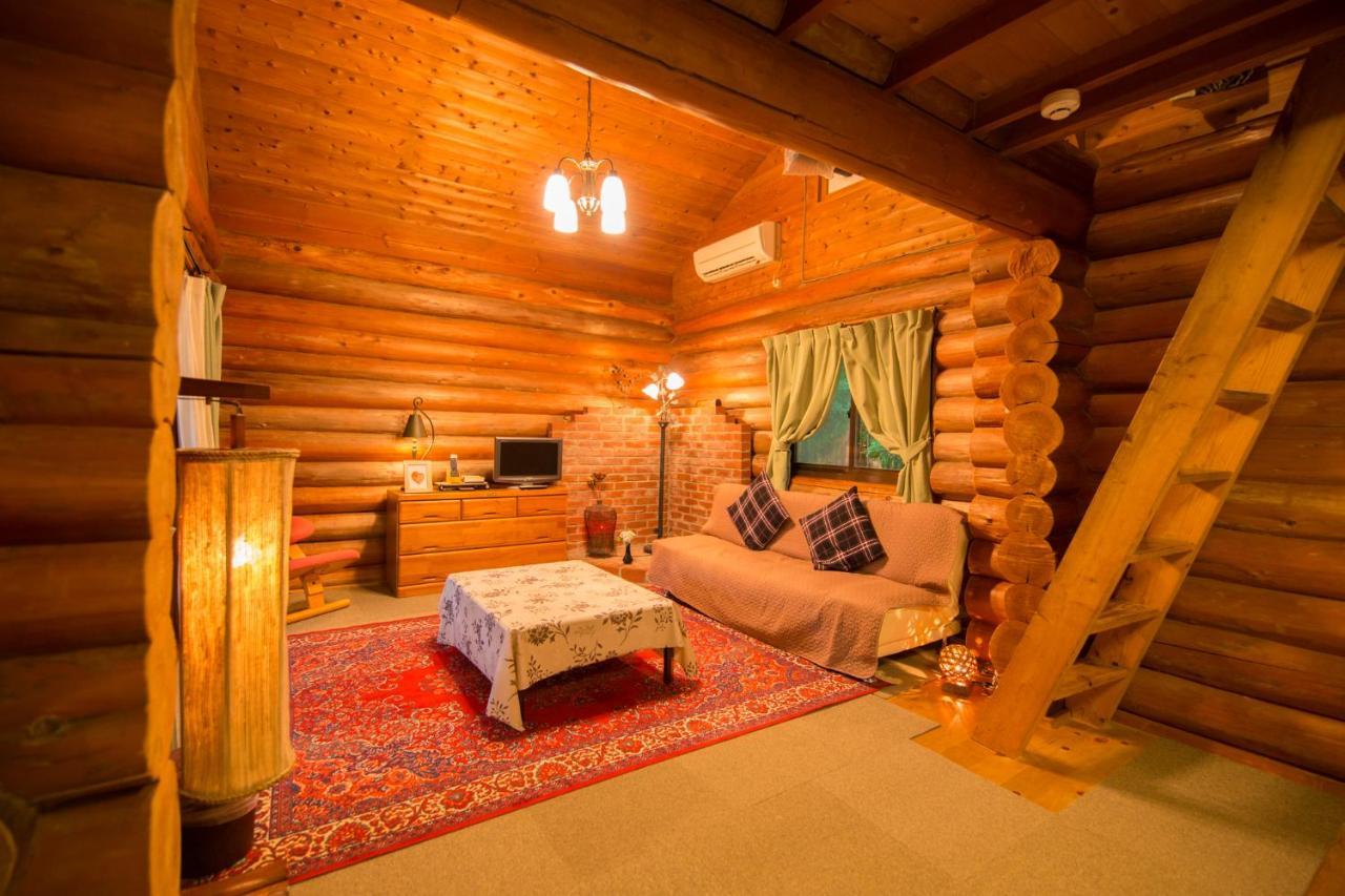 Lodge Tsukahara Kogen Sanso Donguri *